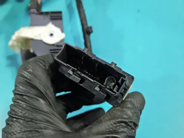 Caixa de Fusíveis OEM IMPRK1551906 para Audi A4 B9 image 8