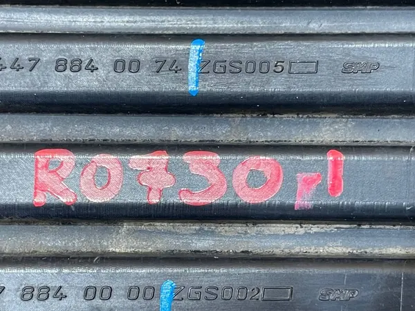 Grille Inférieure Pare-Chocs Gauche Mercedes Vito III W447 14-19 image 9