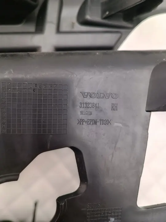 VOLVO S60 II V60 LIFT 2013-2018 Scivolo Paraurti Destro OE 31323841 image 3