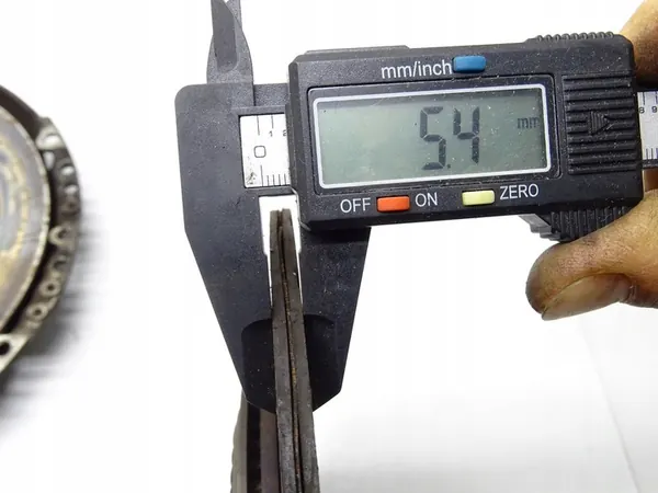 Disco de embreagem VW Golf VI 1.2 TSI 03F141025 image 8