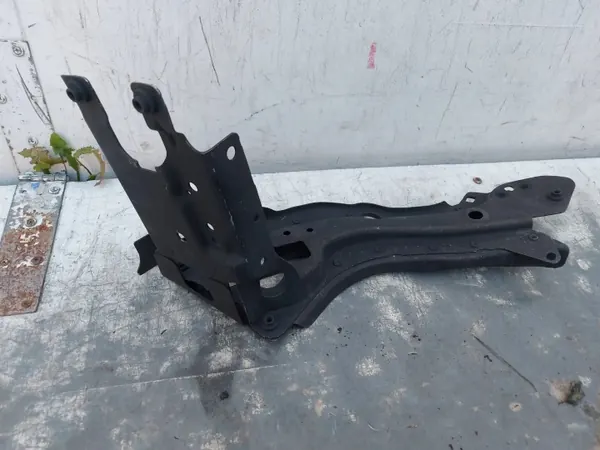 Mercedes-Benz E-klass 211 Vänster strålkastarfäste OEM KOL7979 image 6