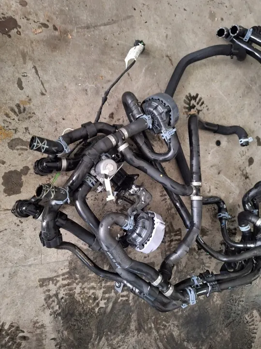 VW ID4 Vattenpump 1EA965567J image 2