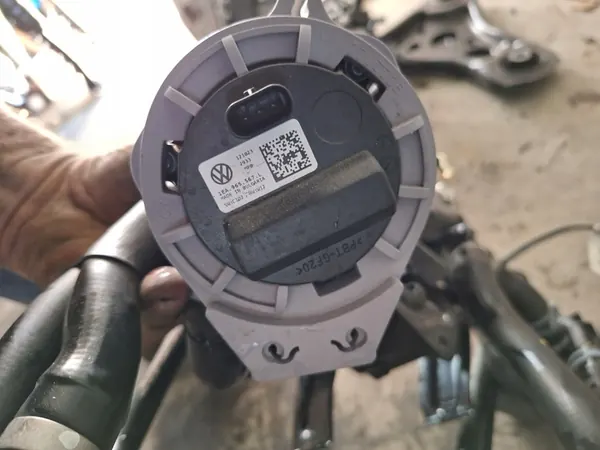 VW ID4 Vattenpump 1EA965567J image 5