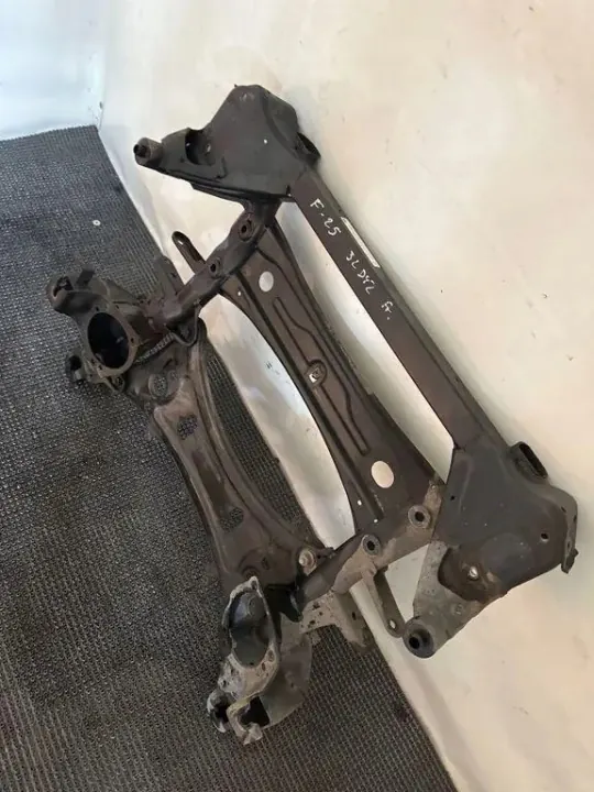 Subchassi dianteiro BMW X3 F25 OEM 6787915 - Usado image 4