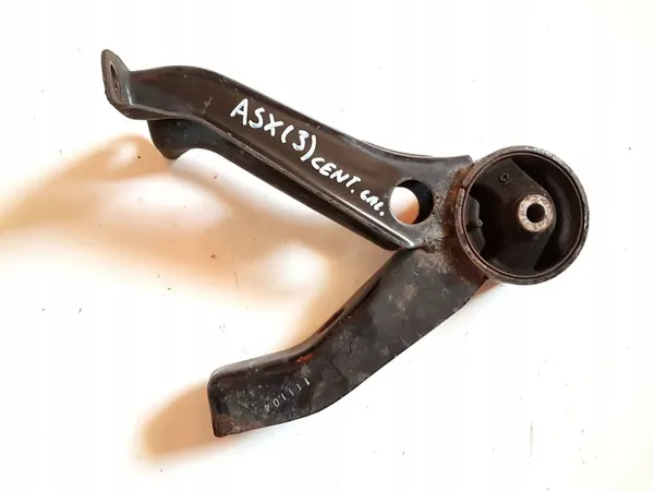 2015 Mitsubishi ASX Gearbox Mount MN184060 image 4