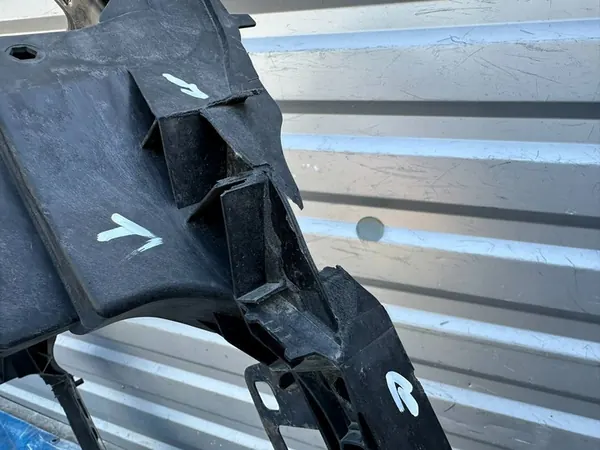 Framförstärkning VOLKSWAGEN TOUAREG III 760805588H image 6