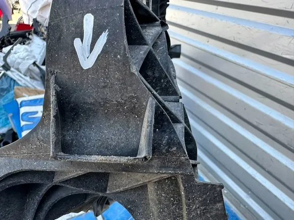 Framförstärkning VOLKSWAGEN TOUAREG III 760805588H image 8