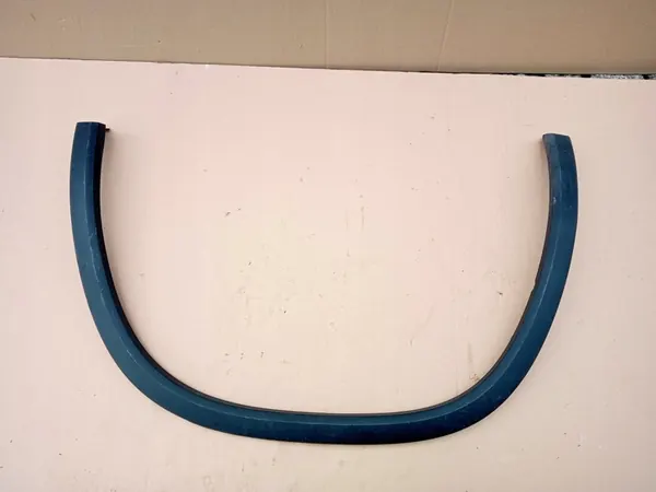 SKODA KODIAQ Oikea Takasuoja image 2