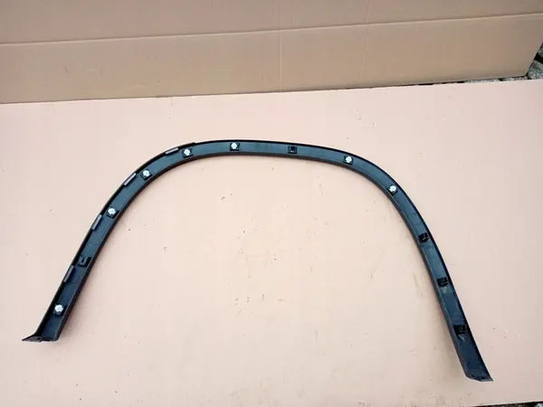 SKODA KODIAQ Oikea Takasuoja image 7