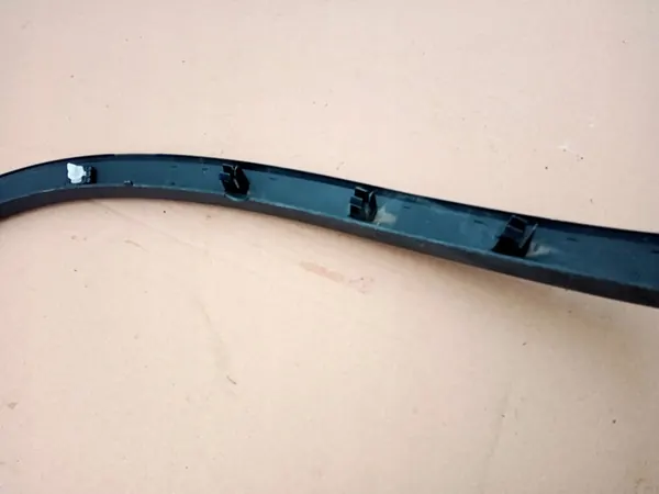 SKODA KODIAQ Oikea Takasuoja image 8