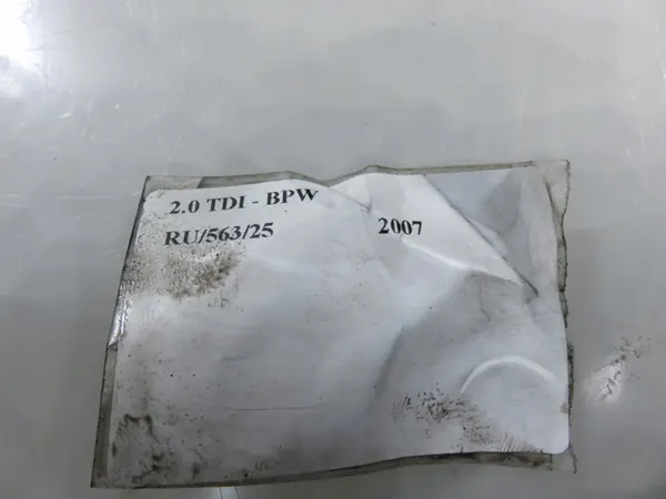 Audi Olja Pump 2.0 TDI 03L103537 image 9