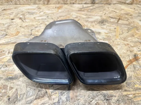 Mercedes-pakopää OEM A0004902600 GLE W167:lle image 2