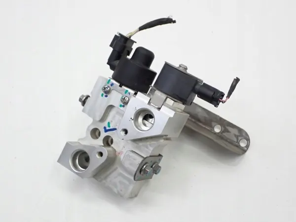 Válvula de expansión AC MG4 OEM VZ231737 SAT-12MX001 image 2