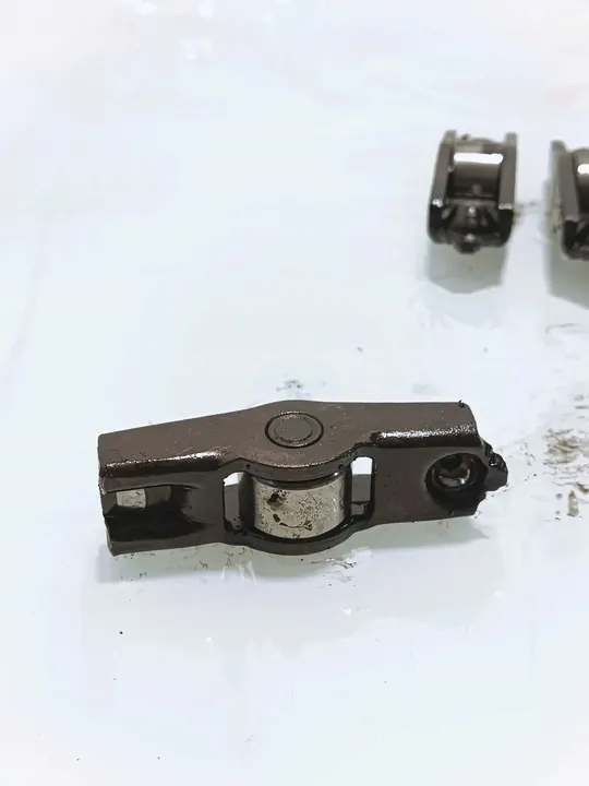 2007 Toyota Corolla Verso AR10 Alavanca de Válvula ARA291545 image 2