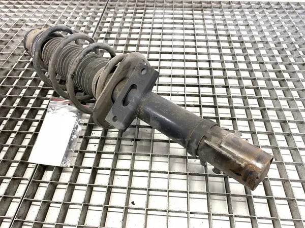 Ammortizzatore anteriore sinistro con molla VW Polo V 1.2 image 3