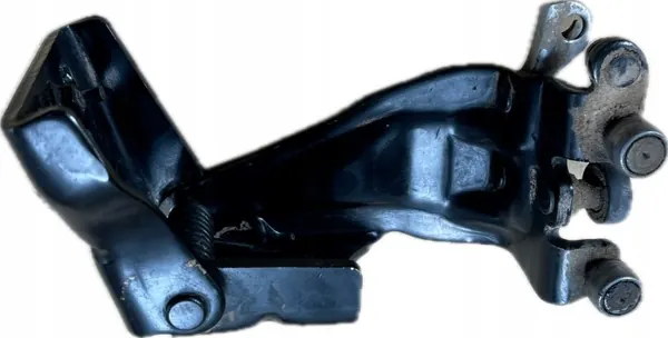 OEM 83934-R0010 Kia Carnival IV Oven rulla oikea image 2