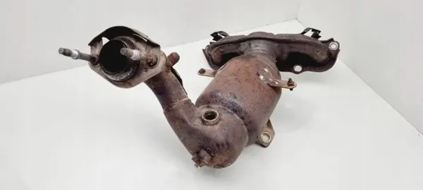 Colector de escape OEM ZJ238G28 para Mazda 3 BK 1.35L image 7