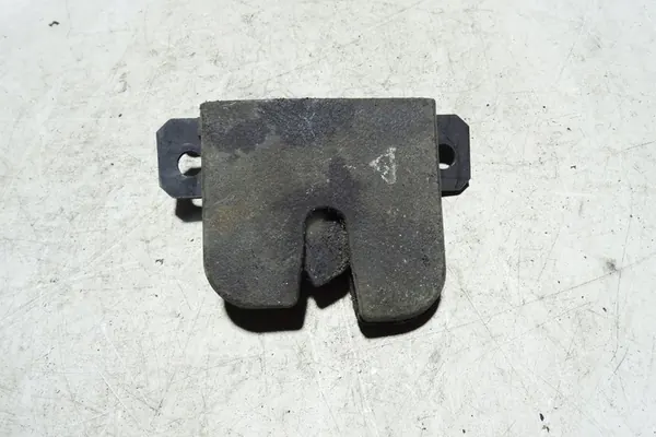 Bagagelås VW PASSAT B5 3B9827505C image 2