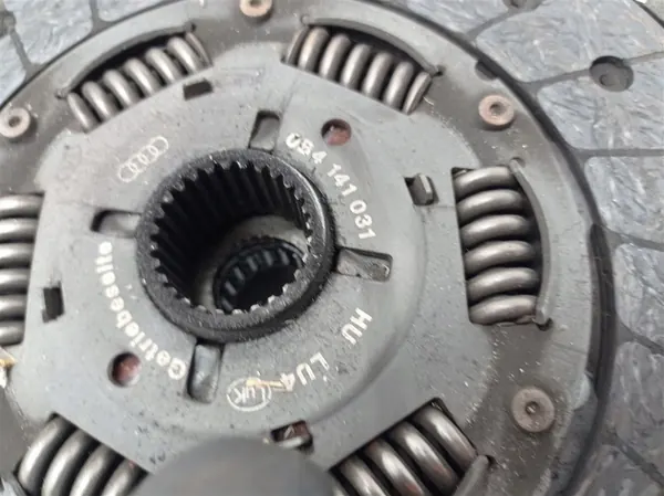 Disco de embreagem volante bimassa Audi A6 C7 A7 Q5 SQ5 3.0 TDI image 4