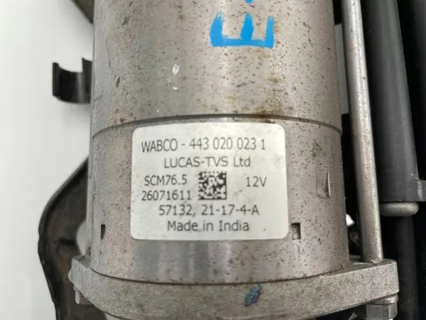 BMW X6 E71 Jousituskompressori OEM 4430200231 image 6