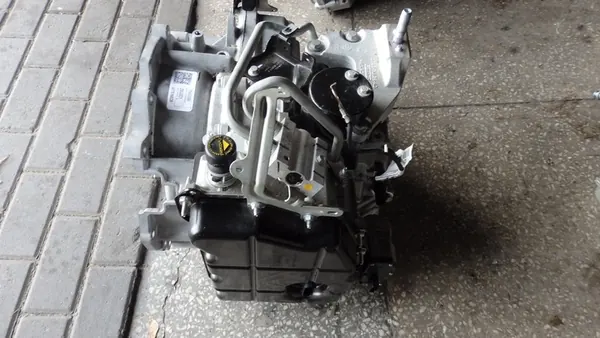 Ford OE Autovaihteisto EG9P-7000-RB image 2