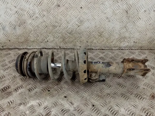 OEM 123XX oikea etulokasuoja Opel Zafira A 2.2 image 2
