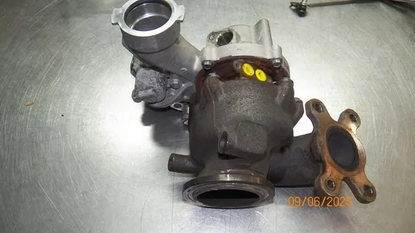 Turboaggregat SEAT LEON IV GOLF VIII 1.5 TSI 05E145701E image 6