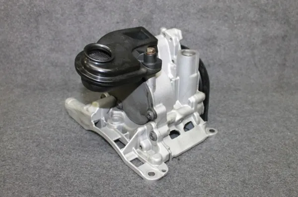 Öljypumppu OEM 7805316 BMW N57 2.5D/3.0D:lle image 4
