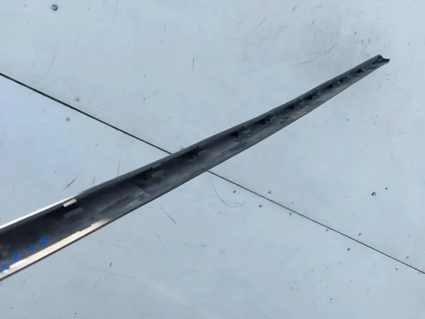 Volkswagen Golf VII GTI R20 Left Threshold Trim image 10