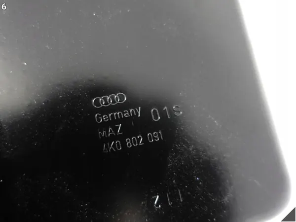 OEM 67497156 Vasen lattiapaneeli Audille image 7
