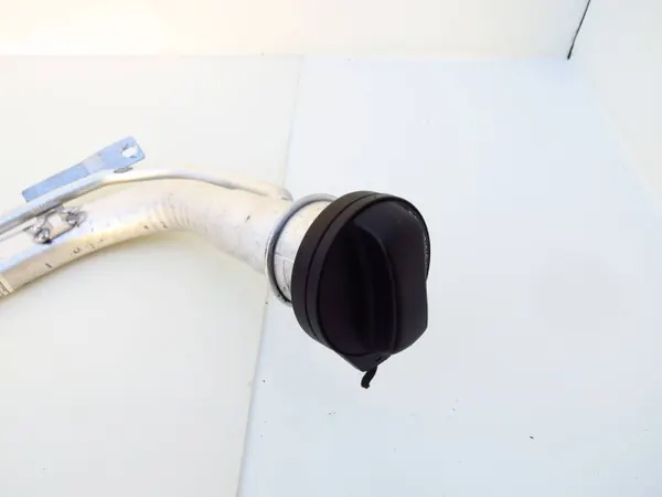Brandstof Inlaatpijp OEM 31321743 voor Volvo S60 II V60 I image 9