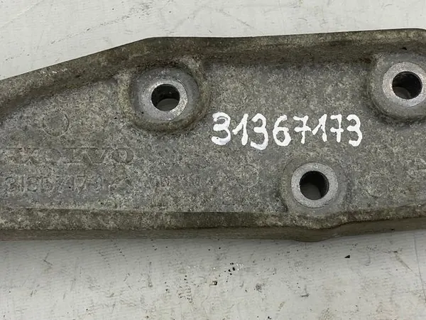 Volvo XC90 II Bakaxel Differentialfäste OEM 31367173 image 4