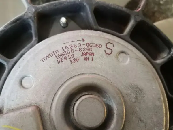 Gebruikte voorste riem OEM 1680008290 voor Toyota Avensis image 4