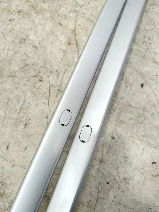 Conjunto de Barras de Teto Maserati LEVANTE OEM 27514 Usado image 3