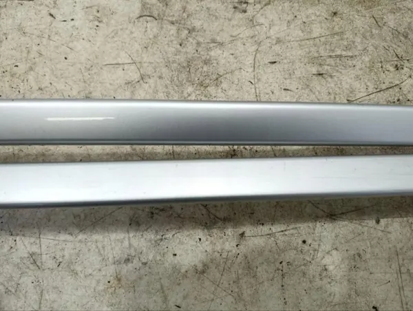 Conjunto de Barras de Teto Maserati LEVANTE OEM 27514 Usado image 4