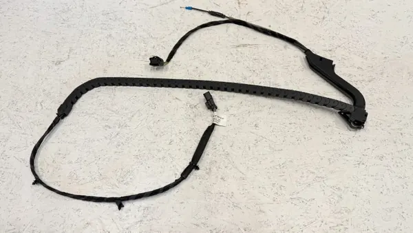 Guía de cable OEM A9078207801 para puerta corredera Mercedes image 2