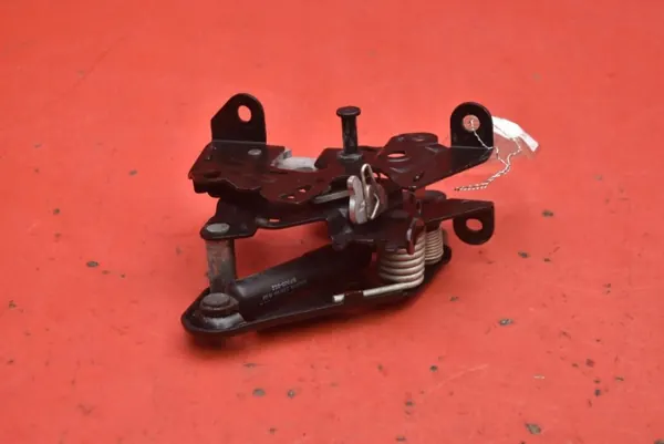 Verrou de capot droit OEM 7183762 pour BMW F02 2008-2012 image 5