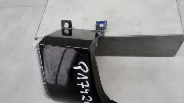 Rechte hintere Eckleiste OEM A6396940825K2 Mercedes image 5
