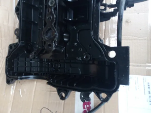 Toyota Venttiilikansi OEM 11201-0R041 Versolle 2.0 D-4D image 10