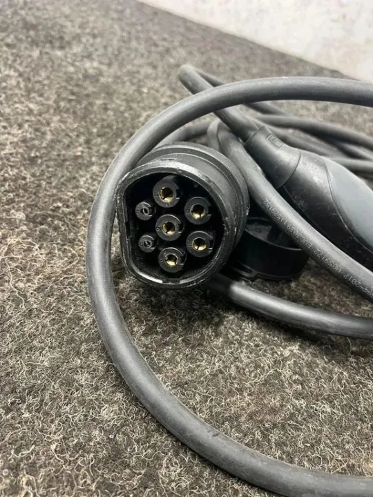 Batterieladekabel MERCEDES-BENZ A0005832305 image 3