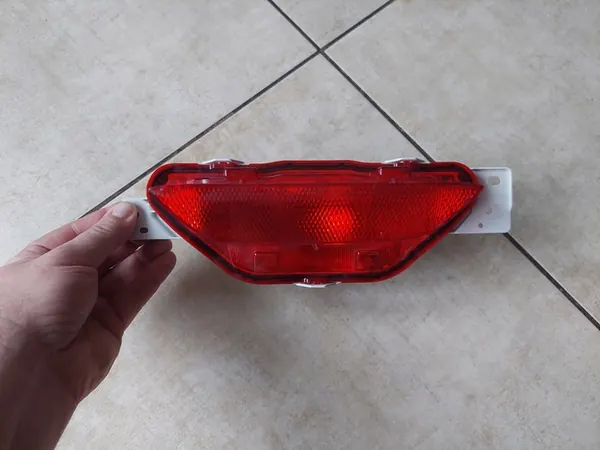 Farol de Neblina - Toyota C-HR image 3