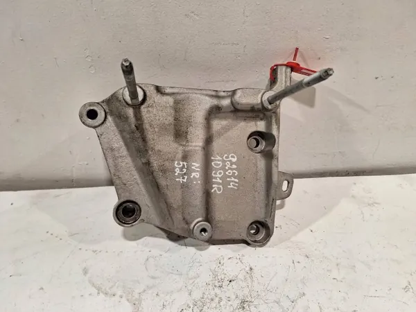 Support Compresseur Climatisation OEM 826141091R image 3
