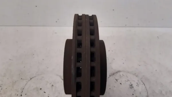 Discos e pastilhas dianteiros OEM Tarcze przód klocki Ford image 3