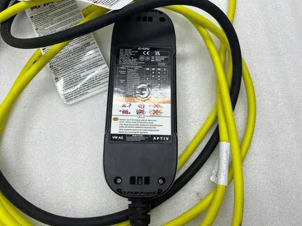 Câble de charge EV Cupra Formentor OEM 1EA971675BF image 3