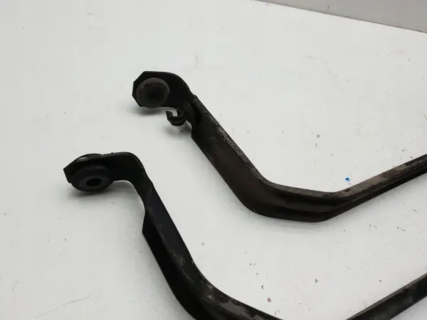 BMW 2 F22 F23 2016 Bränsletankfäste image 2