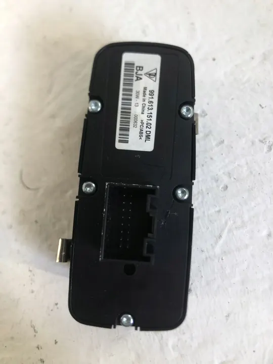 Porsche Raamregelaar Controller image 2