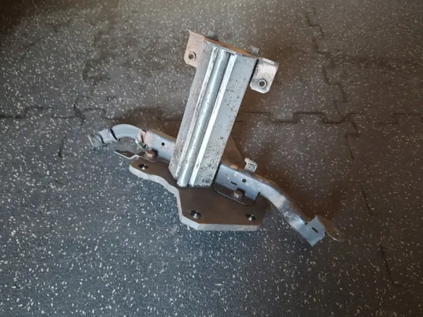 SCANIA R Support de Ventilateur 1857431 1801538 1485903 image 1