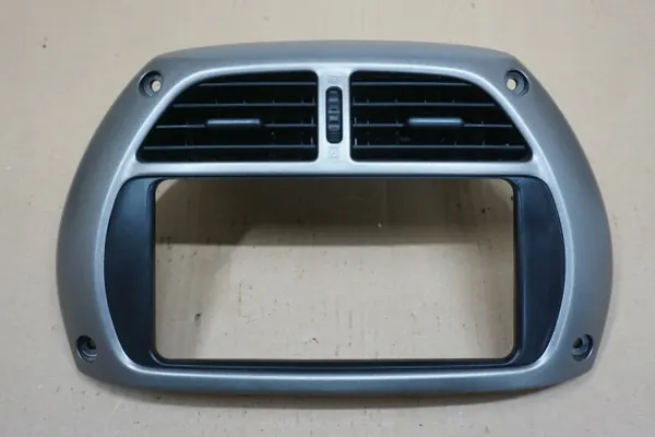 Cadre radio Toyota RAV4 II OEM RAV4 II RAMKA RADIA 00-05r image 3