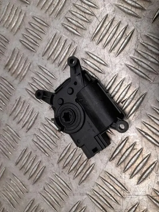 Vannes de chauffage AUDI Q3 2Q0907511F 1.5L essence image 4