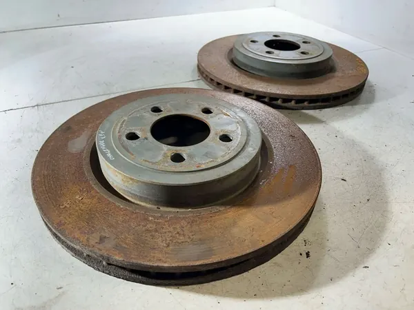 Disco de freio dianteiro completo Dodge Challenger 2017 OEM 5290537AD image 2